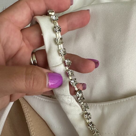 FLAW - Mac Duggal Sleeveless Crystal Scoop Neckline Column Gown White 10 #A0087 - Picture 9 of 13